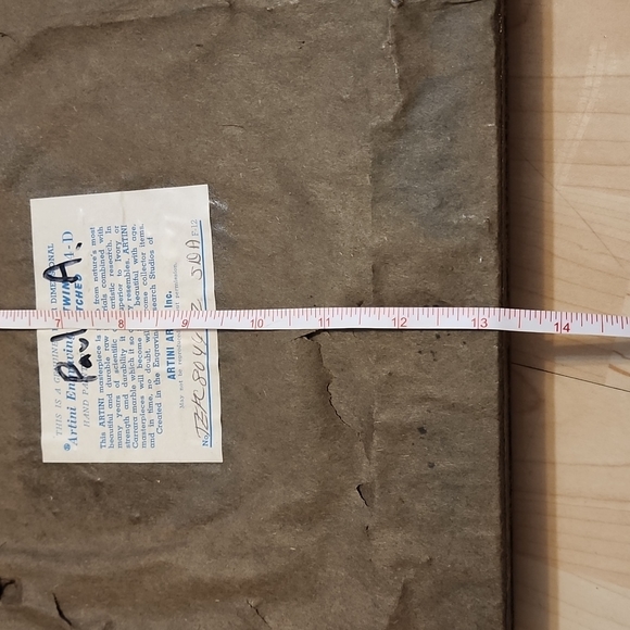 Artini Engraving Twin Hand Painted Etched 4-D - Picture 14 of 14